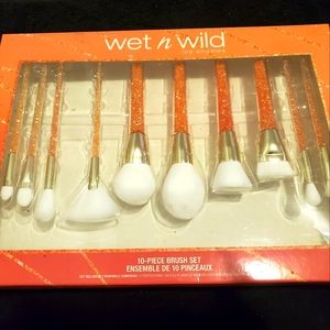 Wet N Wild Makeup Brushes